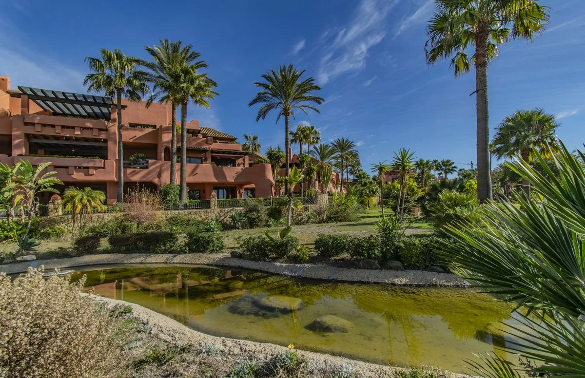 3e133171-f40d-42c4-8601-97b2e7e82a25