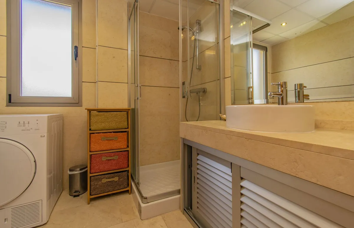 13bb1f33-cc0f-4725-bb03-26304ba53eca