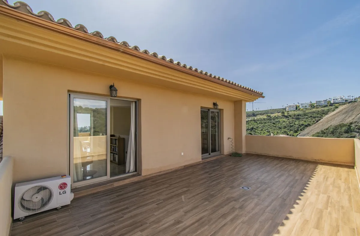 350b10a6-102c-44b8-ab96-23654fbb9161