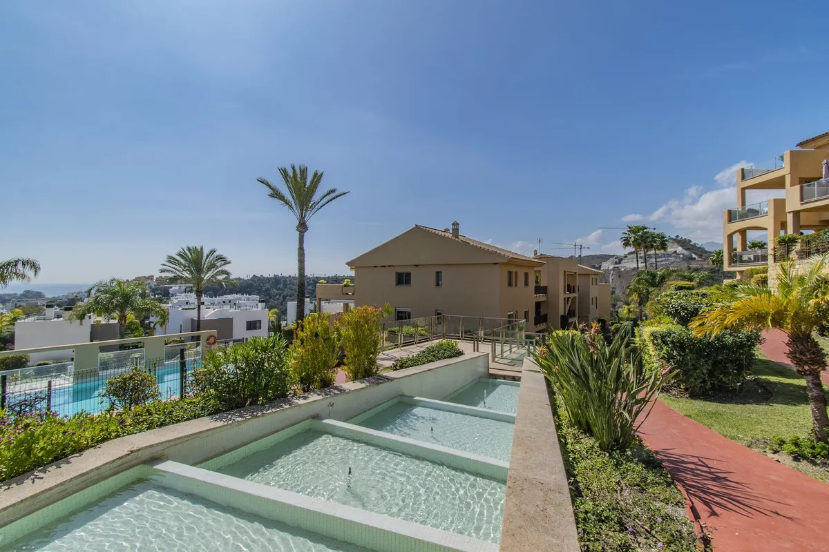 fd7999c4-832e-49e6-801d-067e130b8265