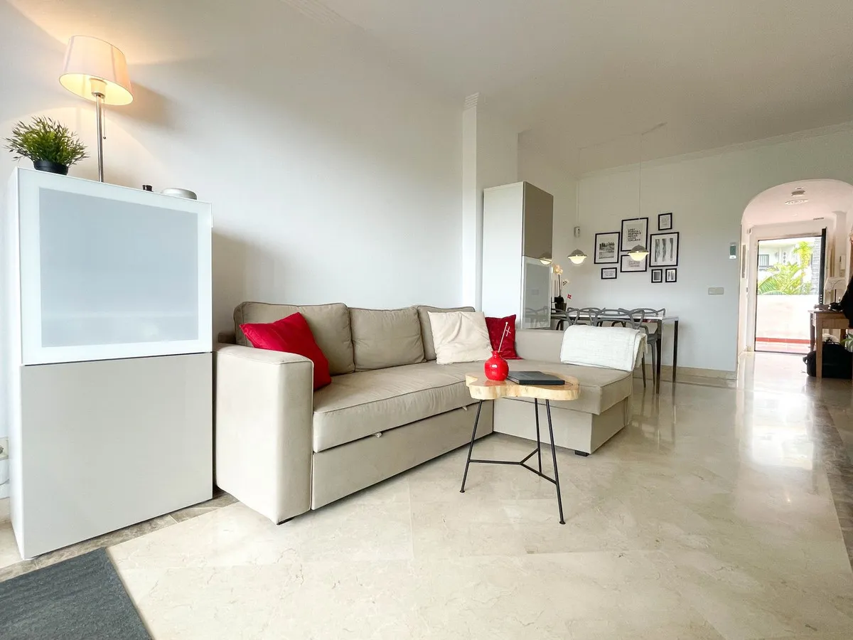 6524dbe3-20f9-4c67-bb61-fb87a57338f8