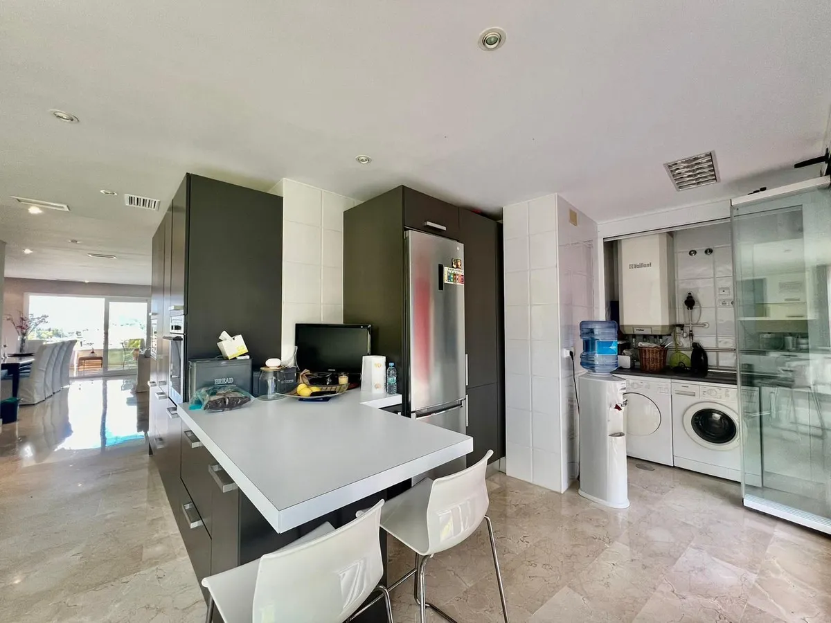 41a983b3-f17c-4ee3-93aa-bfc5f51542b7