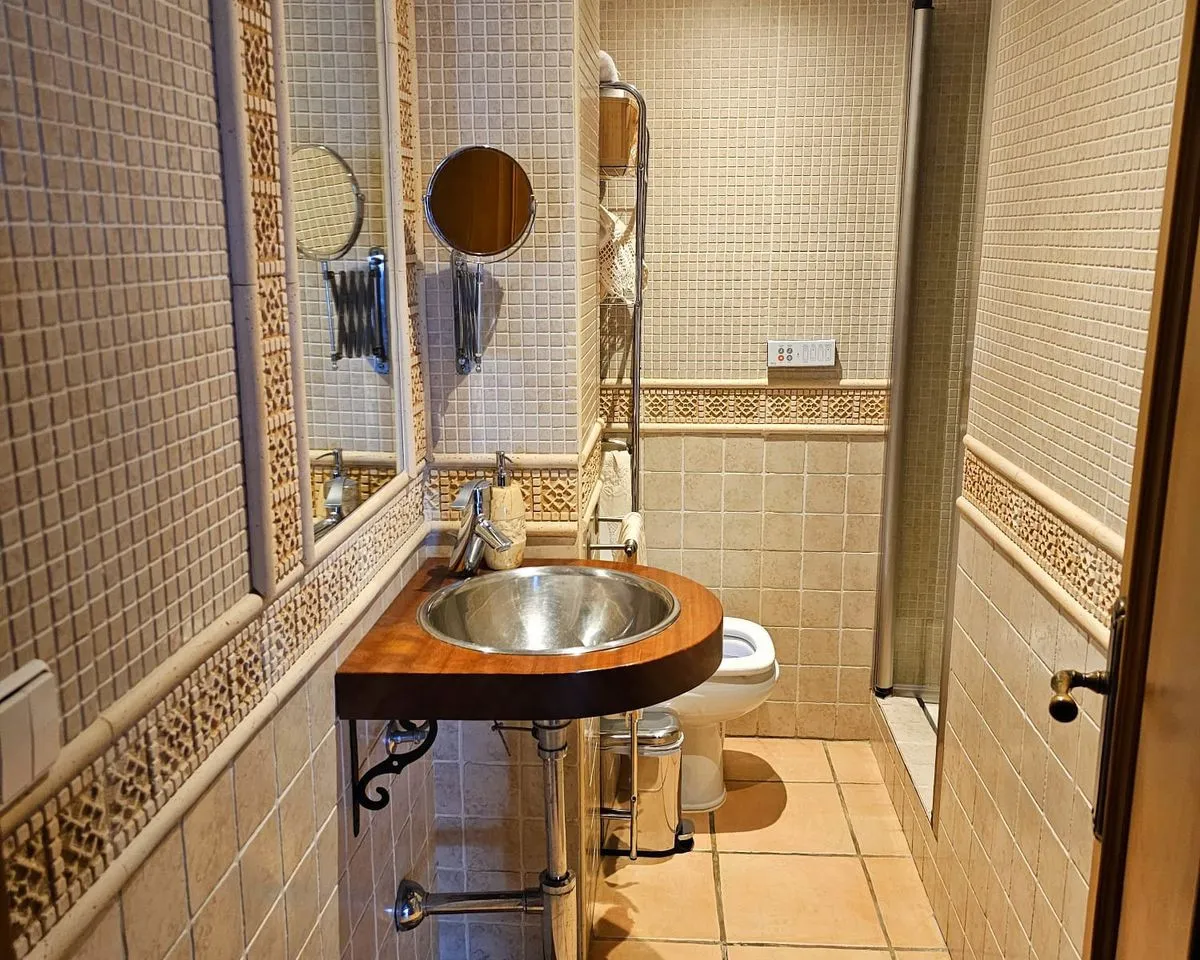 0199e211-94b0-45ae-97d1-03797a1483b7