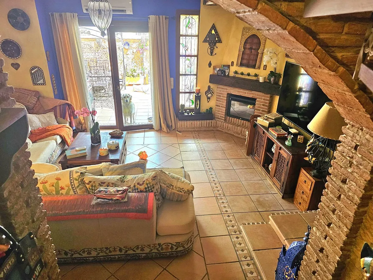 bbf372ee-f8e2-423c-ad7f-e01d864083e6