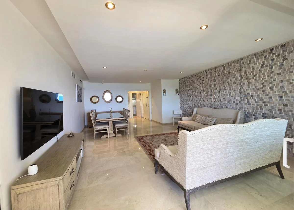 08764dee-4e63-4164-a15e-c81f7bb28979