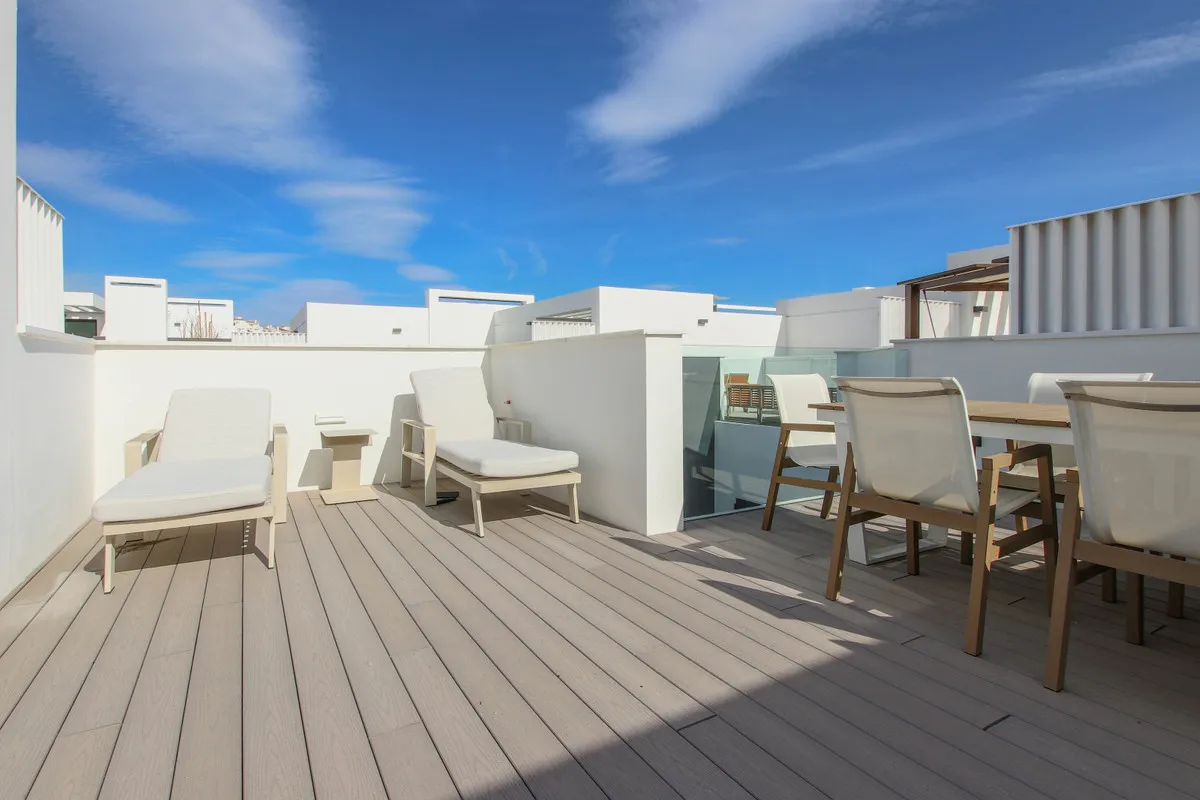 2536f7d4-7461-423e-935f-b6f92eaeda5b