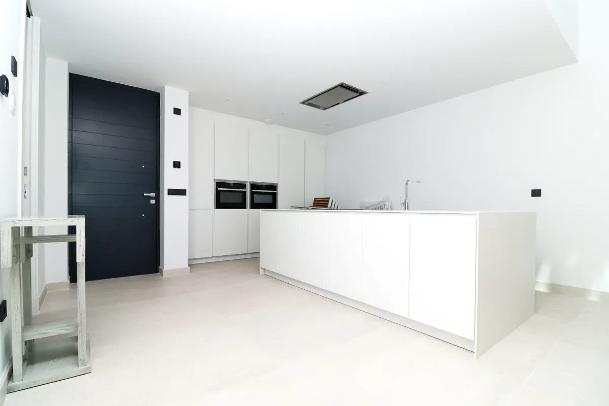 5a944e2f-167b-4997-addb-b78173f510c4