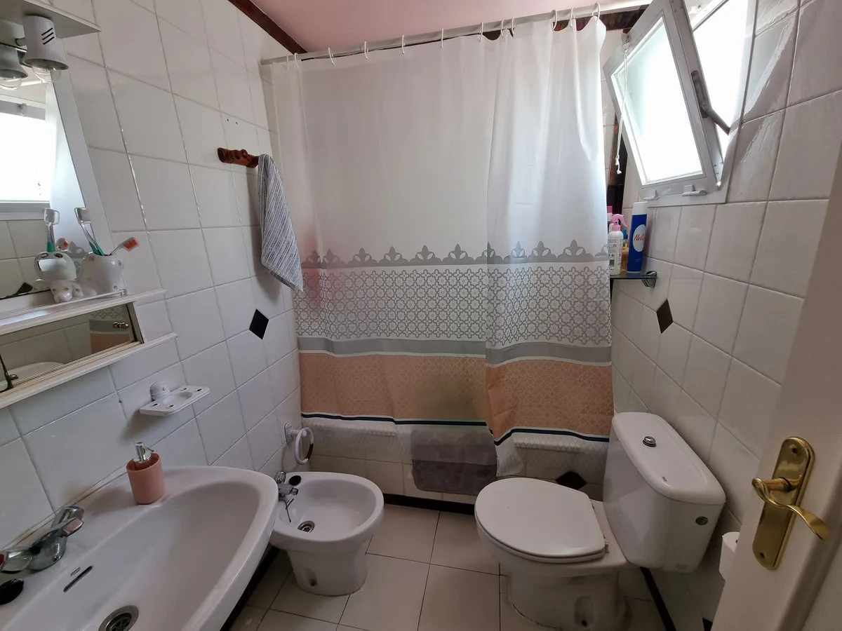 4af6d16a-4397-4515-80e4-7a0cc7494816