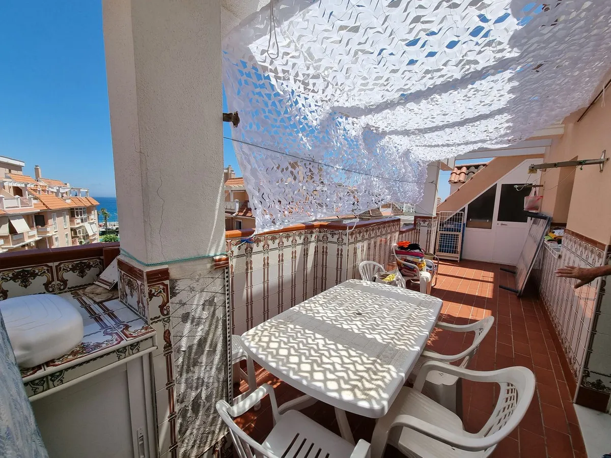 e576b420-f86c-458a-a328-fb702bd1f422