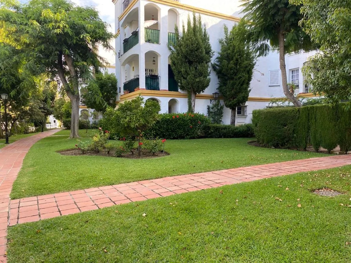 cece0473-b660-4d48-b7d4-bef86c9cd63c