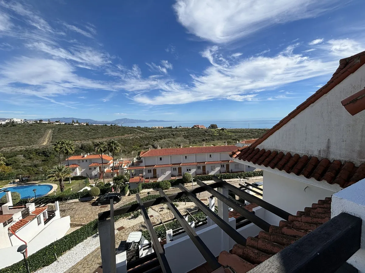 54303545-c758-406f-a2db-fe0219dbbf12