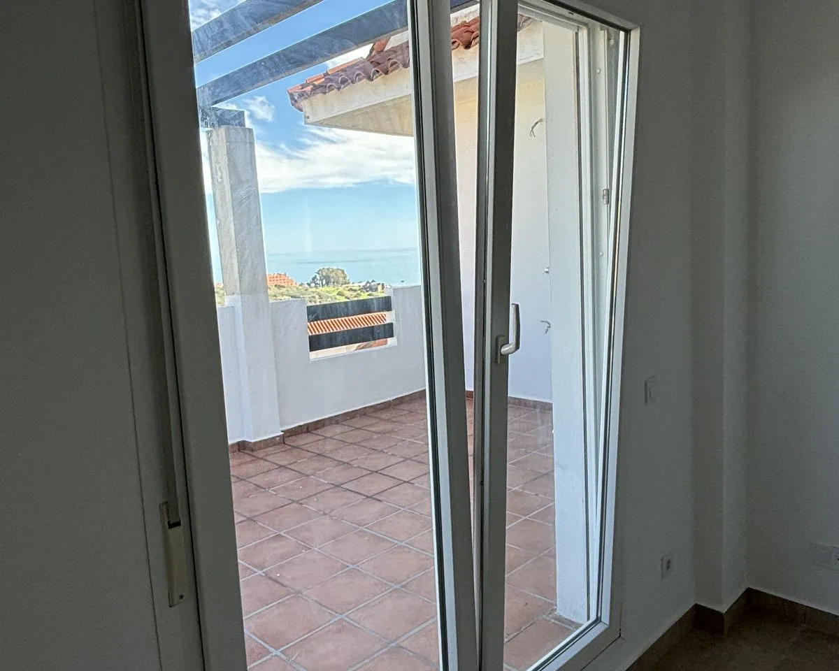 c88e7063-db17-4752-b3fb-ecff1fb7606d