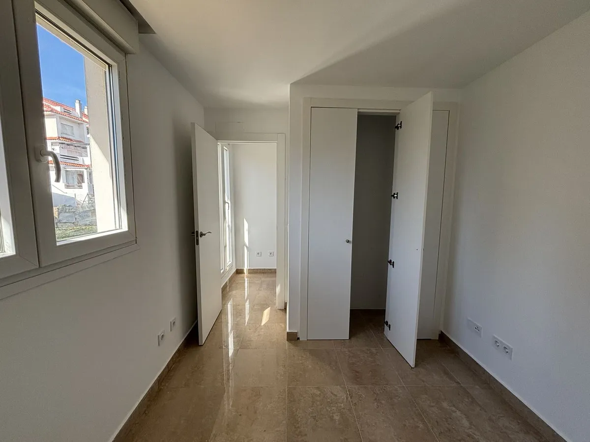 dee78855-f92a-4a9d-ac0b-21410de9b39d