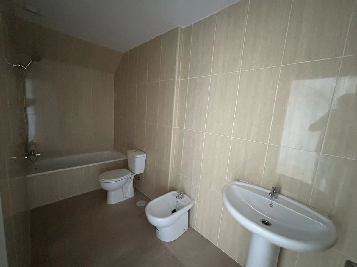 e5c859a5-164c-4c25-bc2d-fd6fc5668cb4