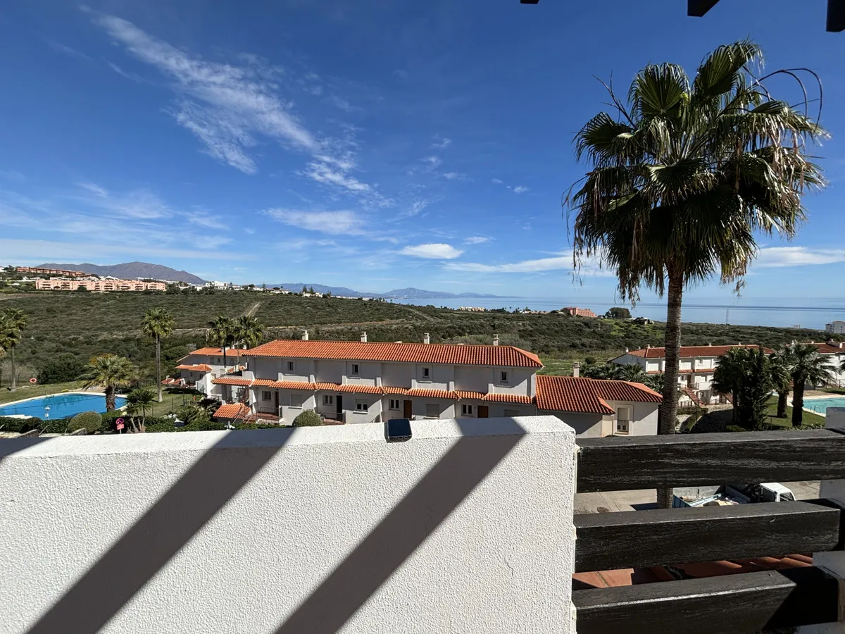 23722ddf-0fad-4a2c-9626-8a20b1282163