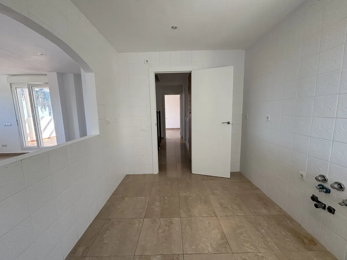 3c73e45f-8523-40c1-9186-5687cde45e38