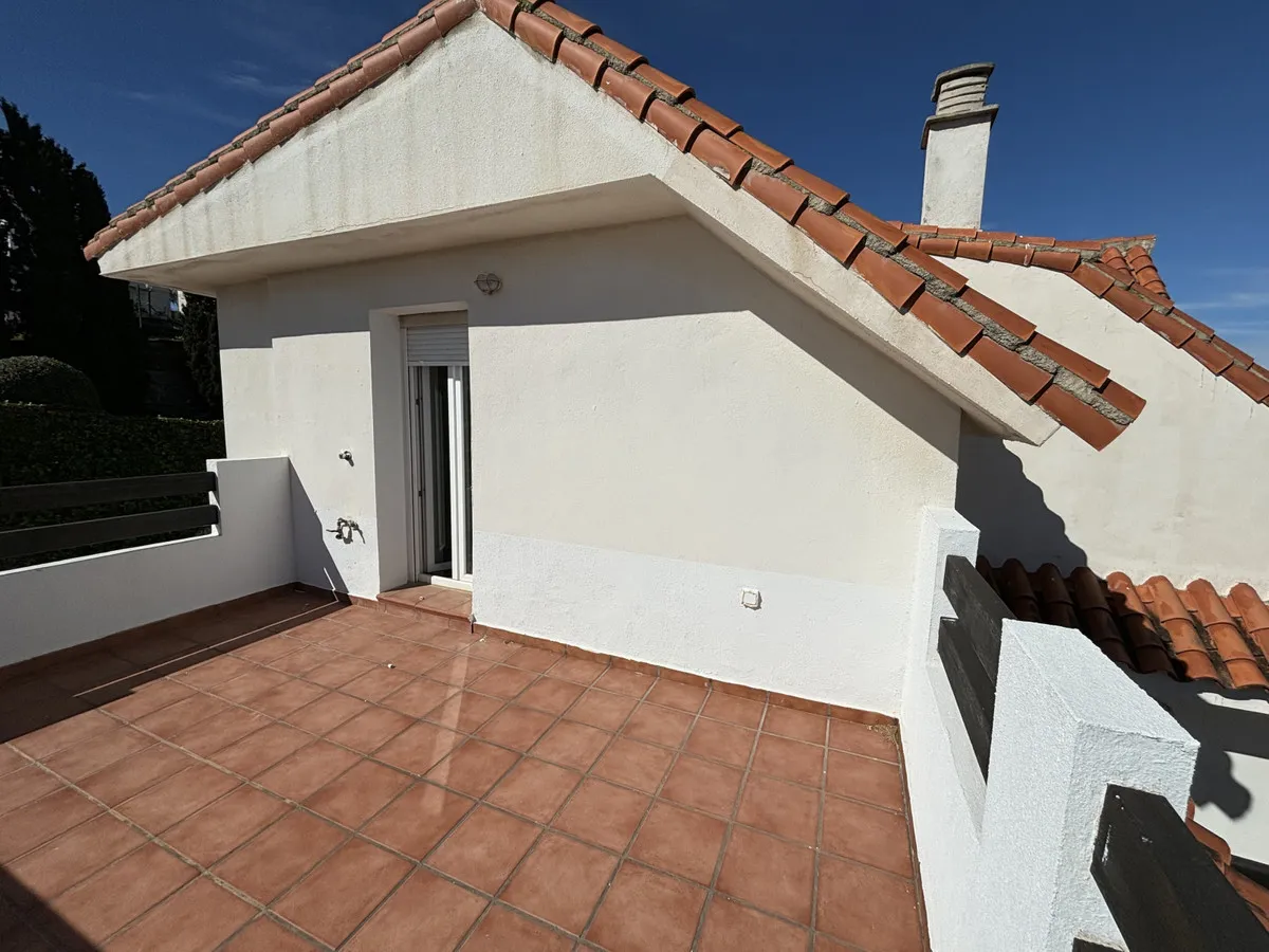 3dbf2d0b-7c94-4327-a3d5-8786f99cd163