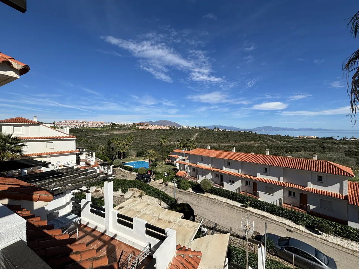 5f194ed2-f273-4f62-bbf2-263f9d86a172