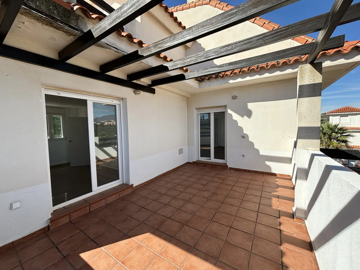 80b43536-9af7-4e8f-8d18-a27678c4837e