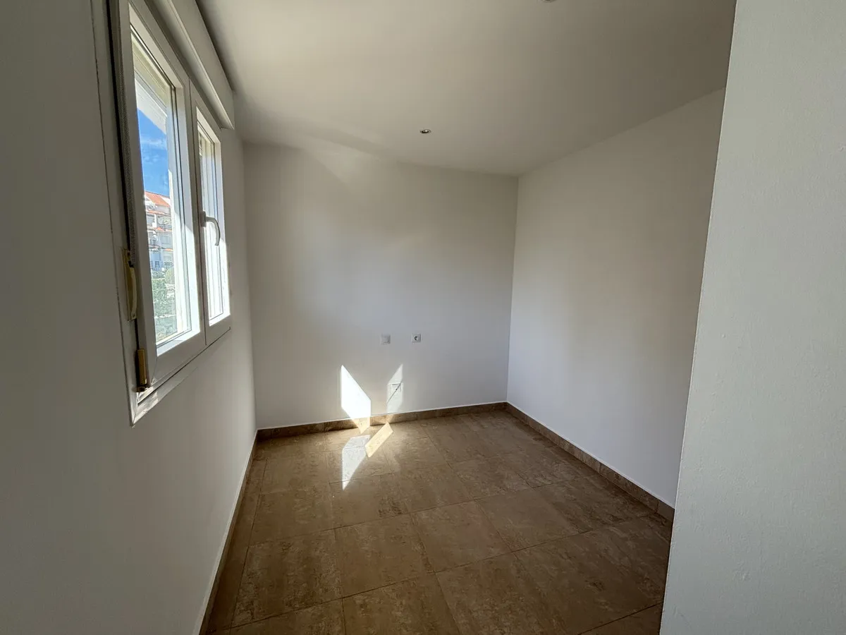 99ab1000-b87b-425c-86d3-0608dbae215b