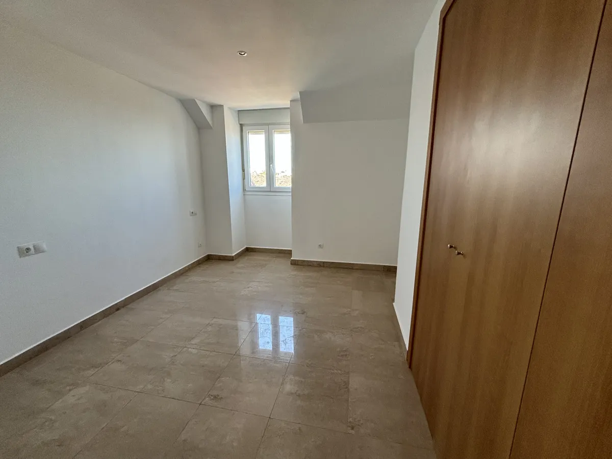 bff9ecaa-f091-4098-9d93-2d4e9a3d711e