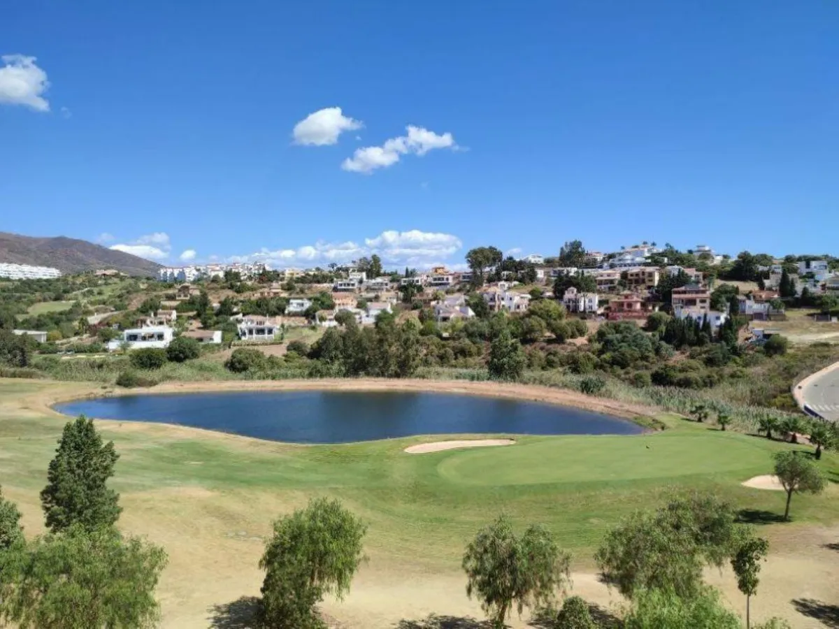 5f371a44-7bbc-4834-a96d-d84b3e6c2624