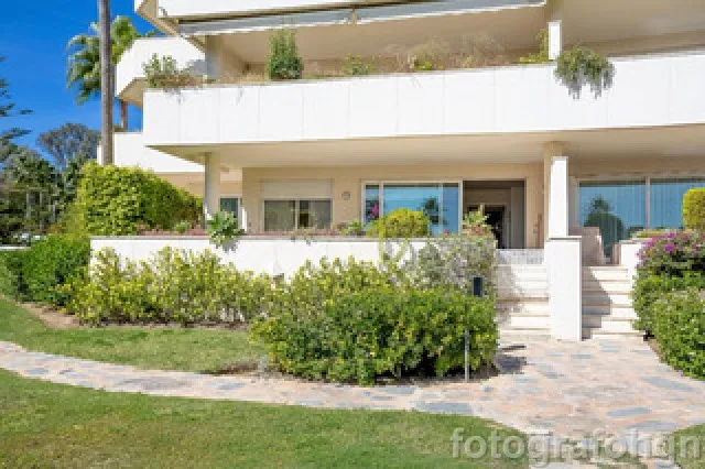 8e3b99b5-96bb-4960-b9f4-e72e20e1215b