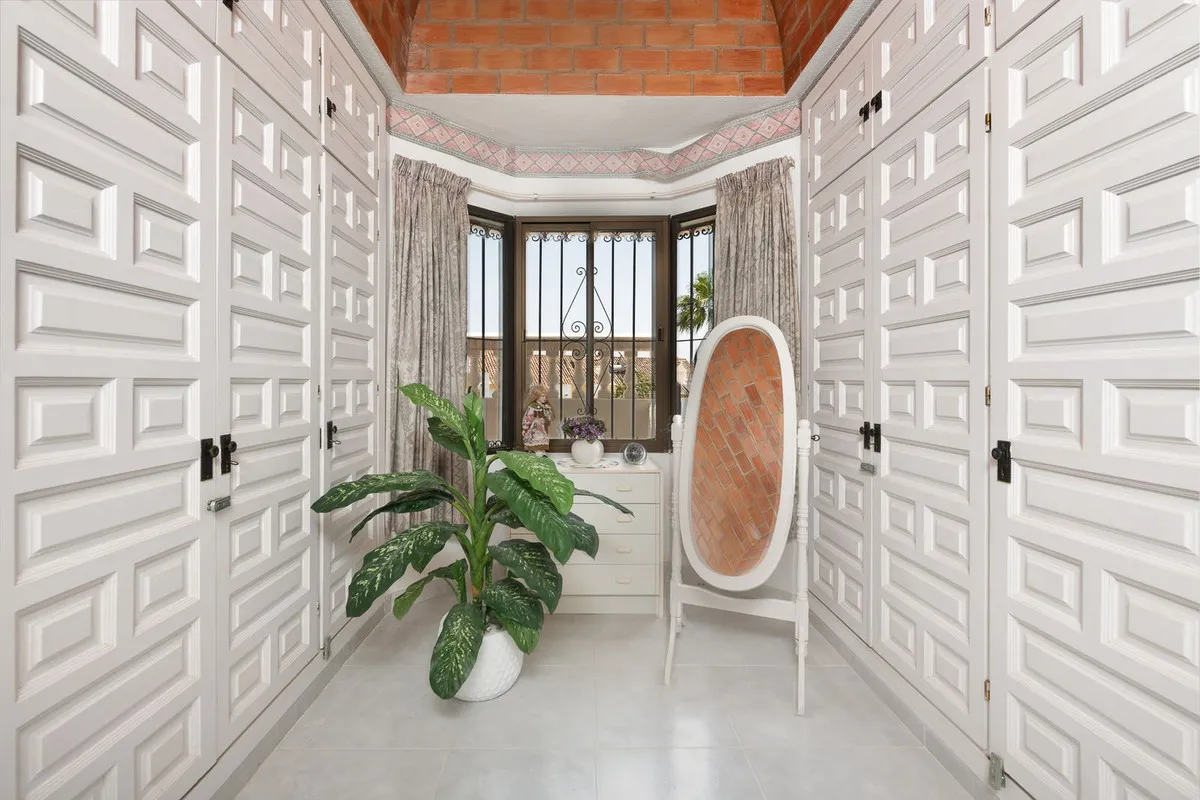 795065d8-0df7-4c5a-92f6-734efe38db16