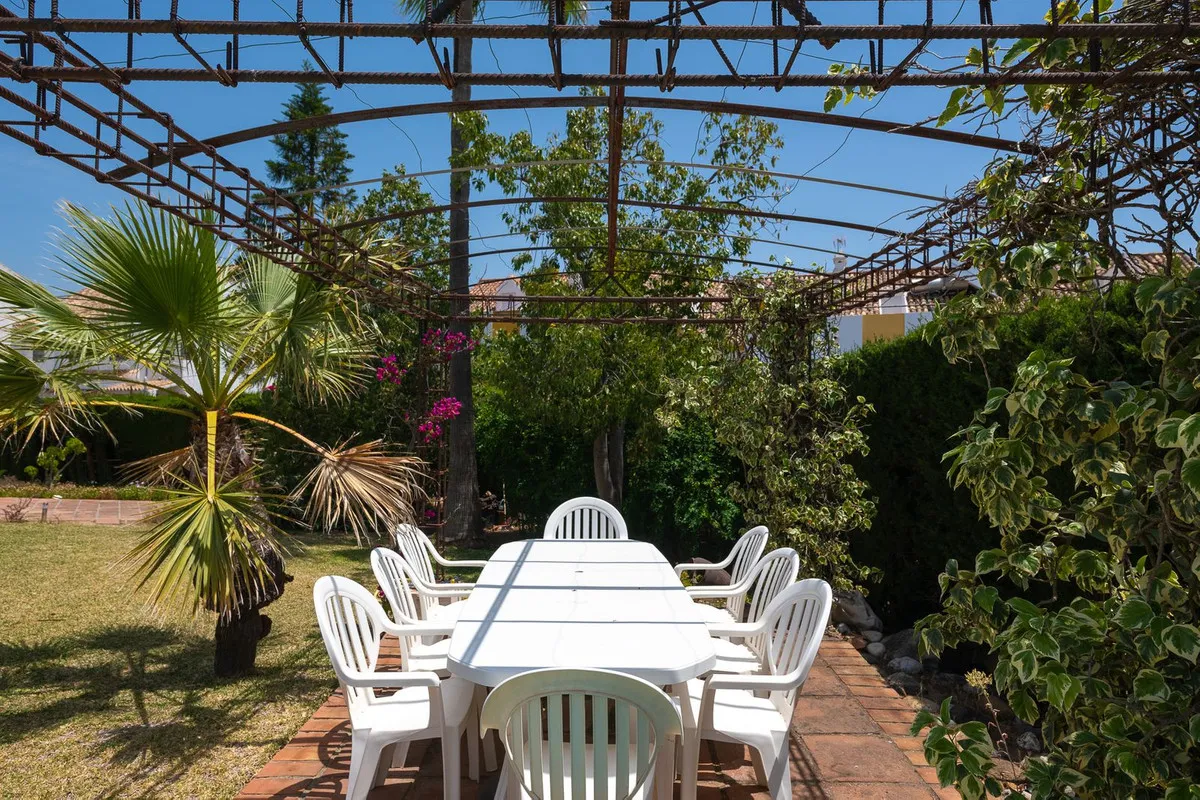 828a9f85-18e5-4113-a542-bad0e546cdbe