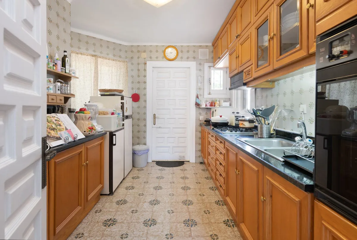 e421a32a-d650-47cc-aaf9-ae3749dd193e