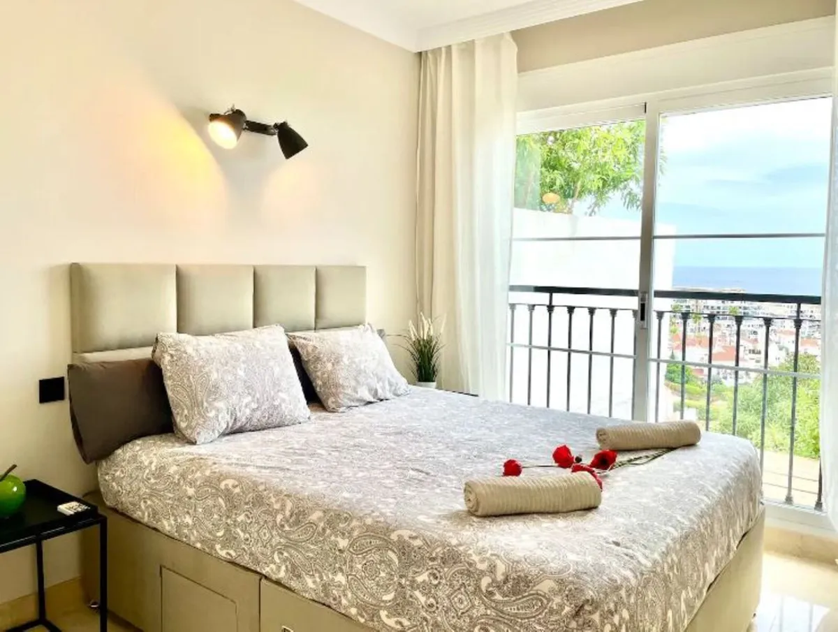 18ce3f24-289f-4cbd-8a03-477493ba2f20