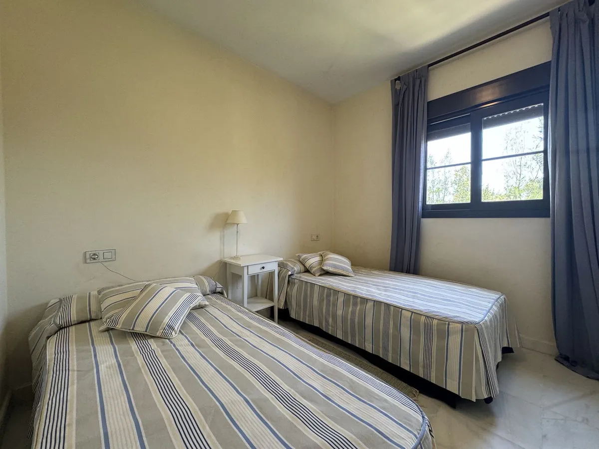 6fed3d0a-8457-4bb3-956d-18b76902924b