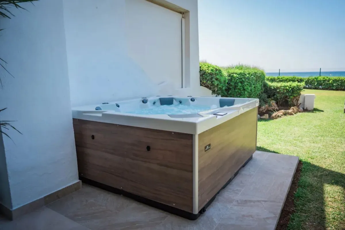 034e662d-d94f-49f0-bc2a-004eadedfec8