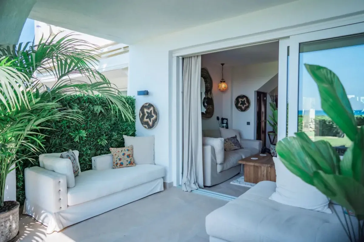 8d60c092-e2a1-4360-b888-fa5fb481d661