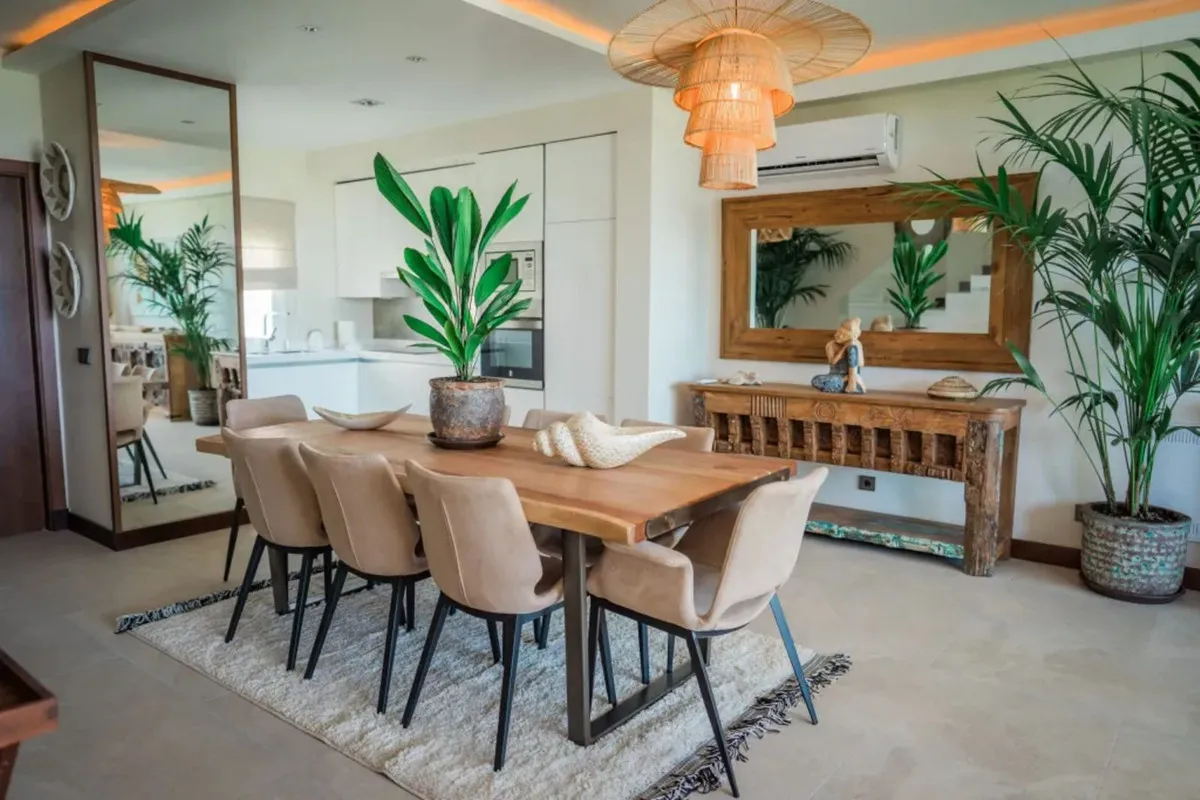 da3c92f9-ba5f-4463-8db3-b66de4e76145