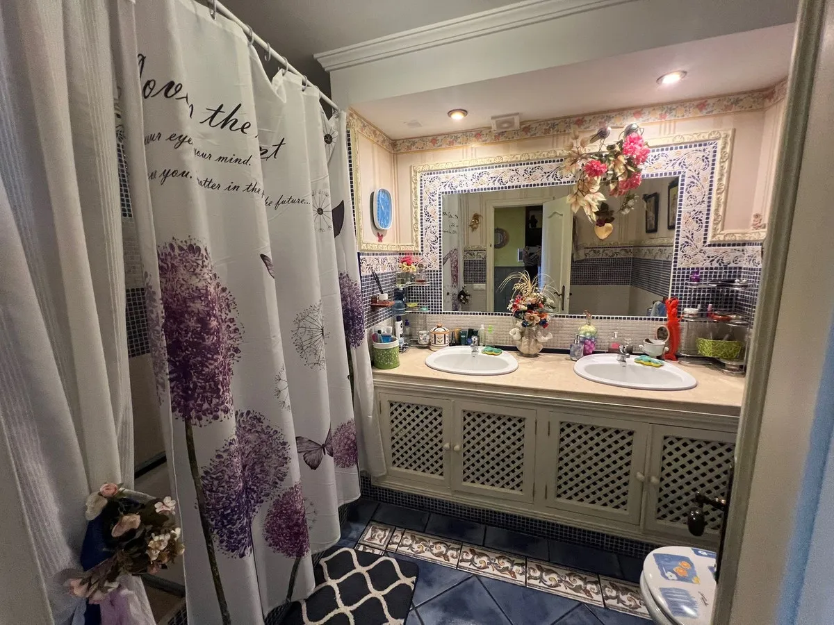 138eb6ee-938f-4983-90d0-2239d6cda90a