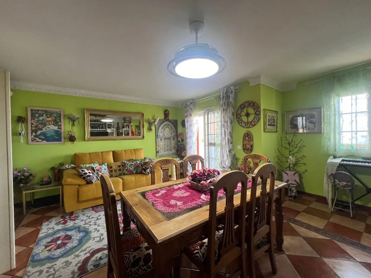 cc8b5615-4dbc-4080-a2f0-70783c2798ab