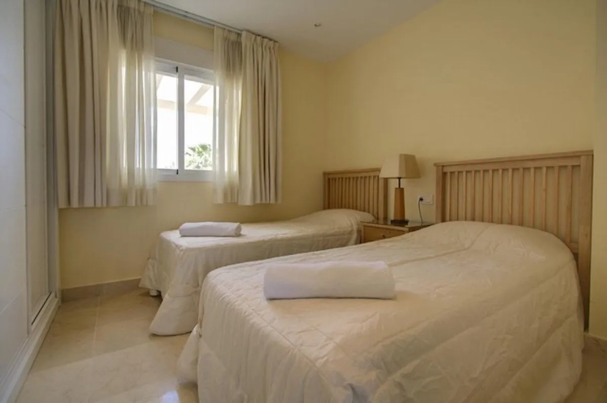 0da071a2-696a-44c6-9215-4026143e0793