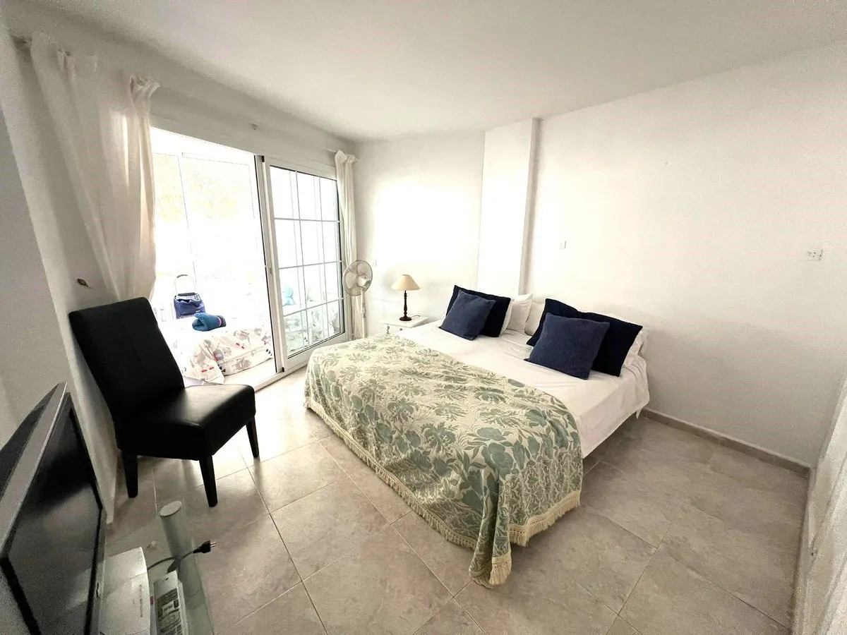 4ad10e75-e51c-4c76-9abd-460f39fa4c78