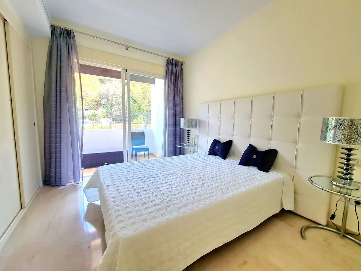 33f3615b-d147-4173-8f53-b93633b20f49