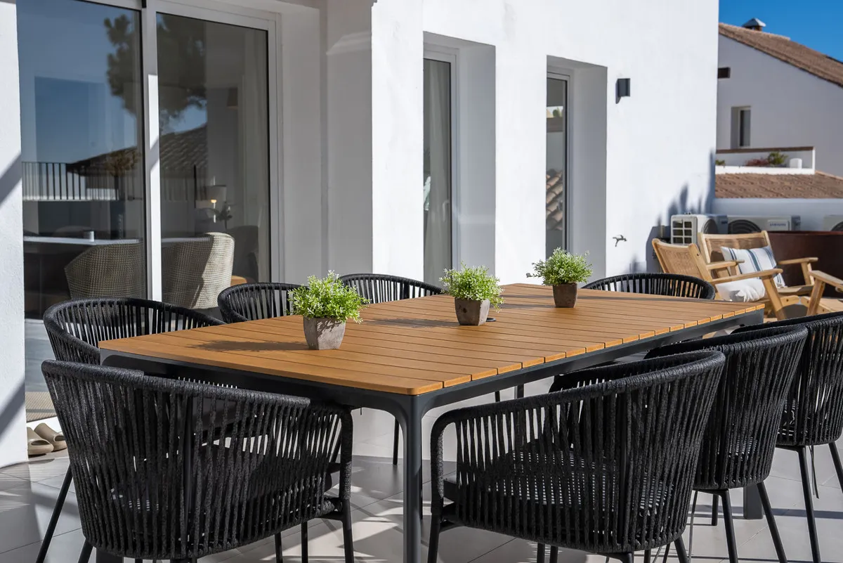 21a55049-1557-429c-a4ca-9573f3fc863e