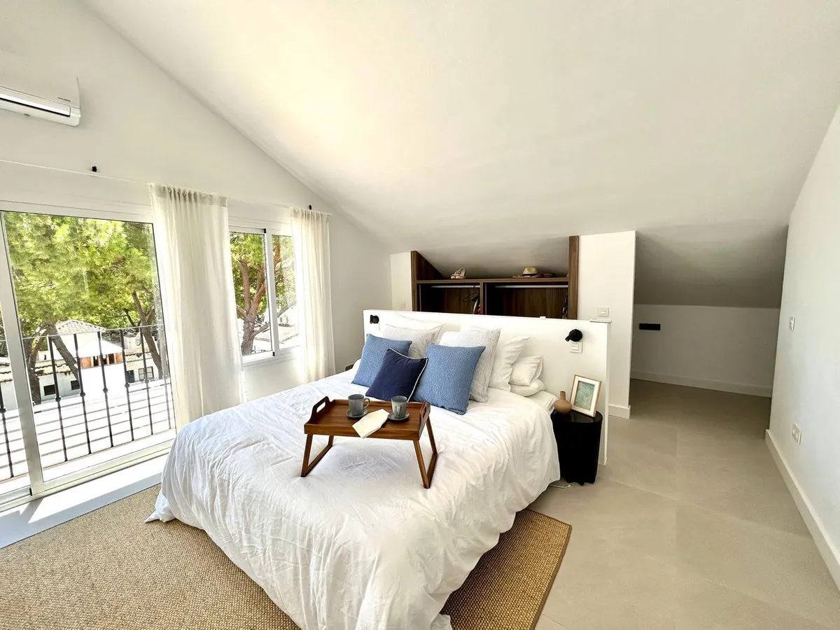 bc70c023-3ff6-4a74-b5b5-89725bcd7656