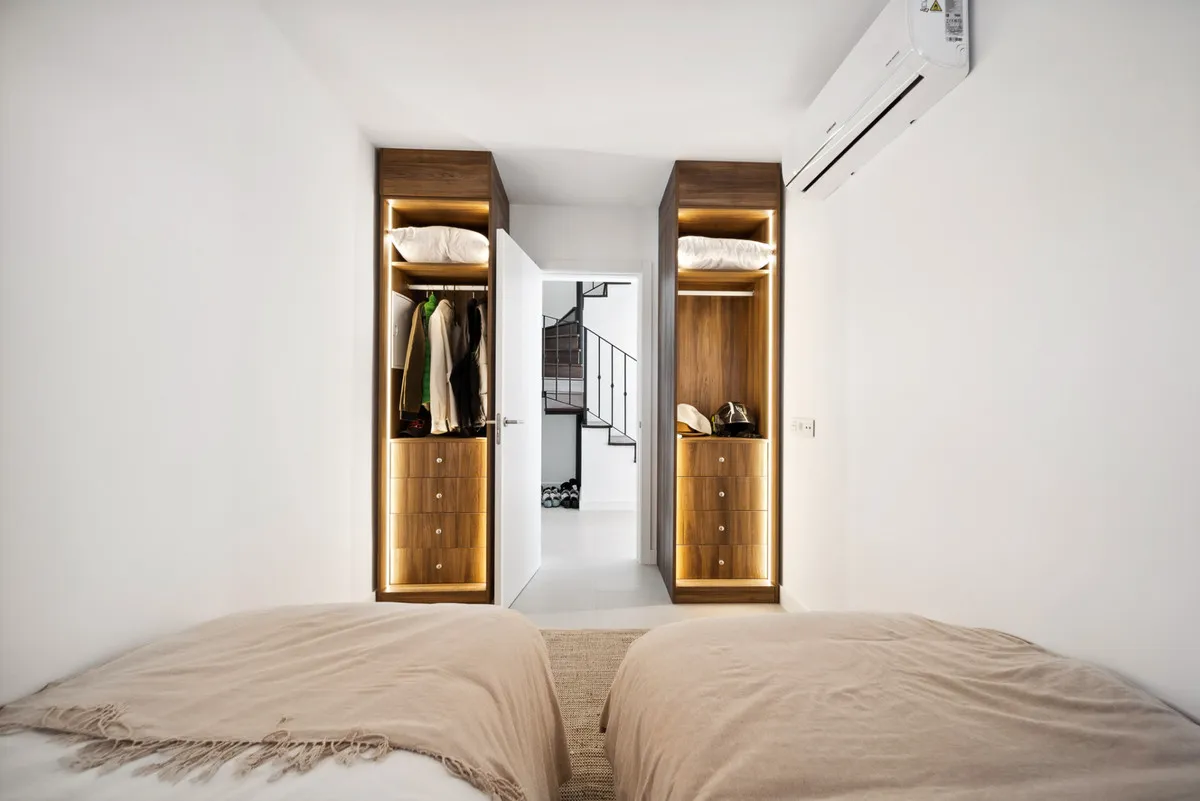 e25d7c96-ec4d-4977-8175-32e5a4c176f1