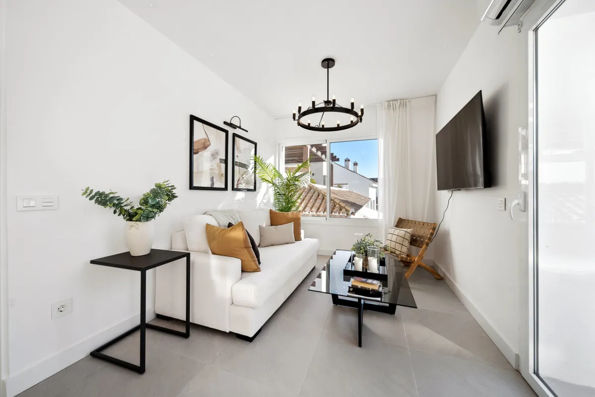 eb4f6890-8aea-4ed9-9eba-78898d1a90a7