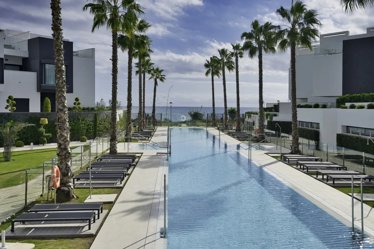 70646b30-c7e8-40b2-82ea-5d88a38720f0