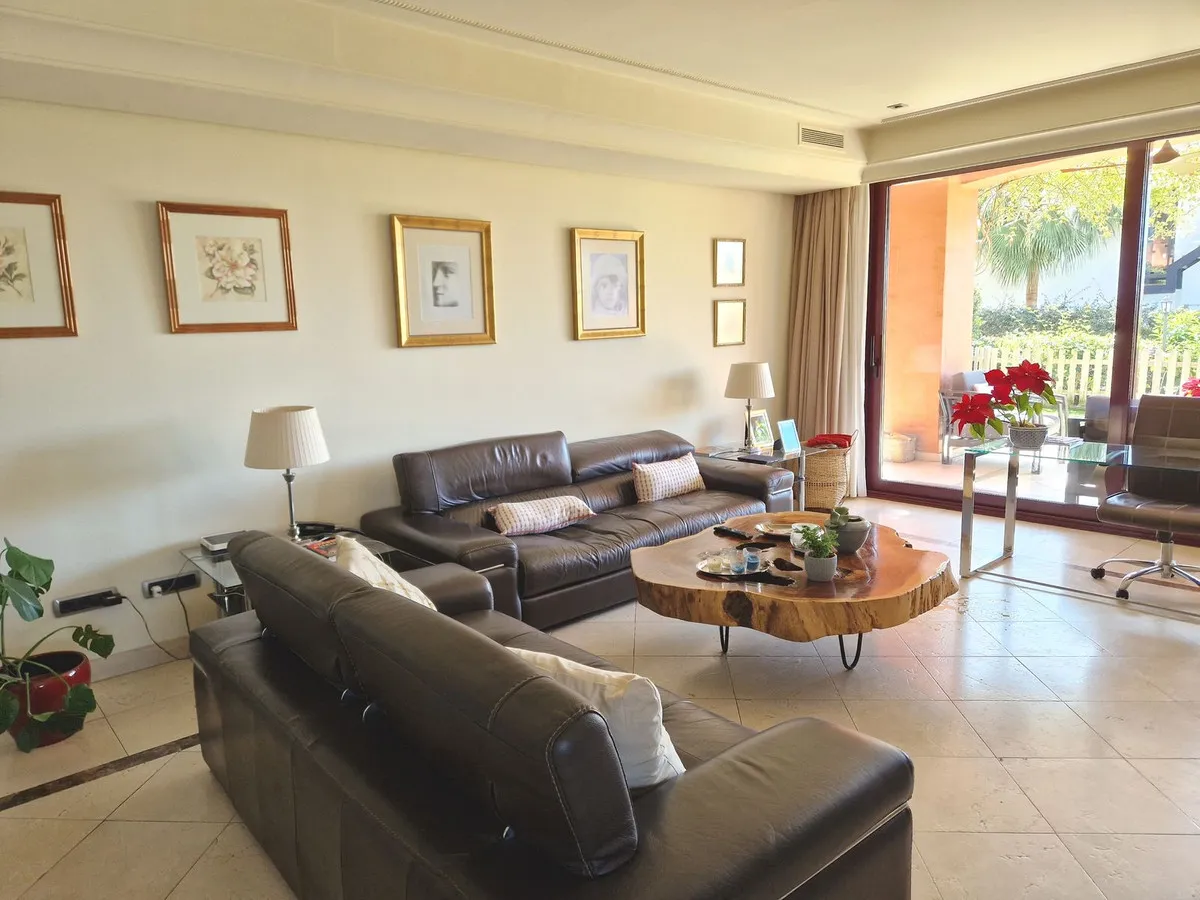 28bcebc4-3384-4b67-a89e-339a023b76ec