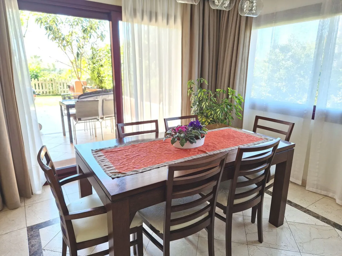 d728ae42-a370-4191-b5dd-021c5276c55c