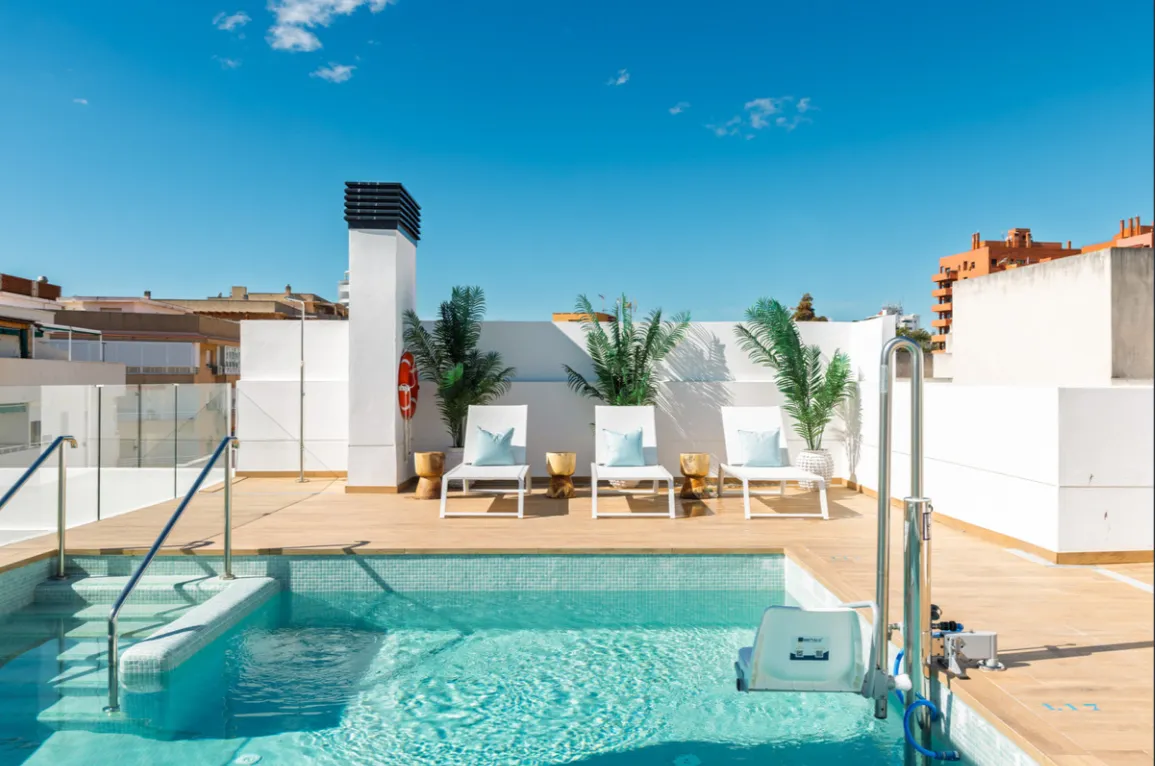 54532676-7bac-4a7c-86aa-0d762b1cae91