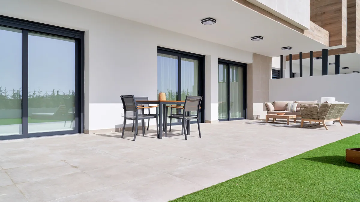 ee707252-0343-4f4b-a752-f5c75de0bde2