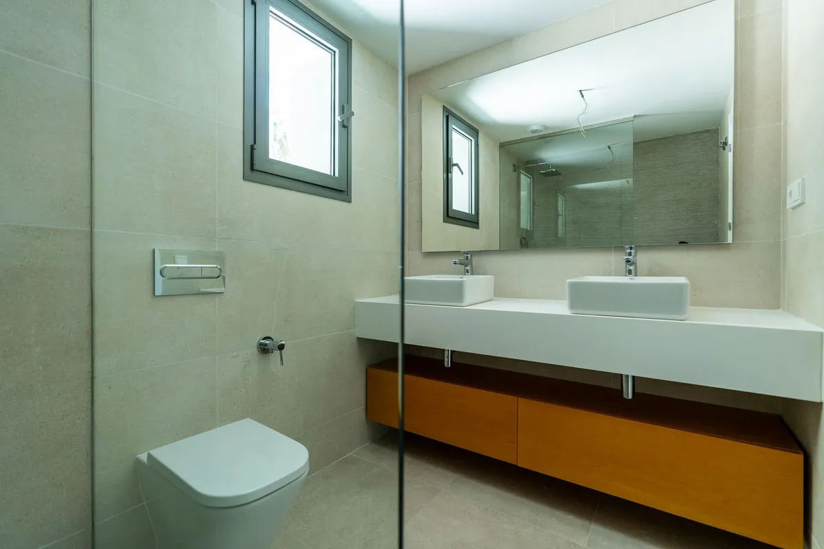 7e0d5ff6-8dd4-4073-88ef-68ee29338e58